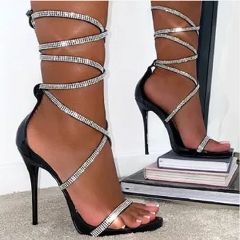 Женская обувь, лето 2023, со стразами, на шнуровке, Черный ремешок на щиколотке, хрустальные туфли на тонком каблуке, модные дизайнерские роскошные Сексуальные сандалии-лодочки