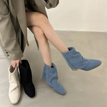 Новые ковбойские сапоги в стиле ретро, западные светло-голубые сапоги на высоком толстом каблуке с заостренным носком, короткие сапоги с кисточками на рукавах, Женская обувь на платформе