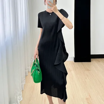 Женское платье Miyake Design Sense с коротким рукавом, лето 2023, Новый стиль, плиссированная юбка миди, подчеркивающая тонкий темперамент, высокого класса