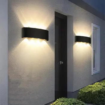 Настенный светильник Уличные светодиодные настенные светильники высокой яркости, водонепроницаемые, устойчивые к коррозии, для простой установки в коридоре Наружное освещение