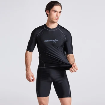 Новый быстросохнущий мужской купальник с рашгардом с коротким рукавом, топы, купальный костюм UPF 50 +, мужская рубашка для дайвинга и серфинга с защитой от сыпи на пляже