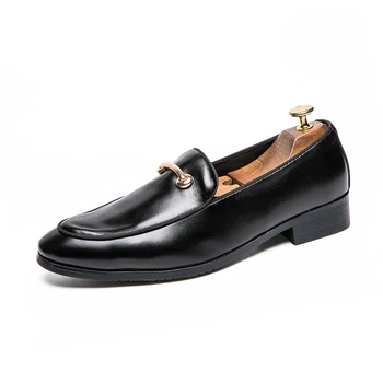 Элегантная итальянская обувь, мужские лоферы без застежки, мужские бархатные туфли с острым носком большого размера, мужская обувь для вечеринки, черная лакированная обувь для мужчин